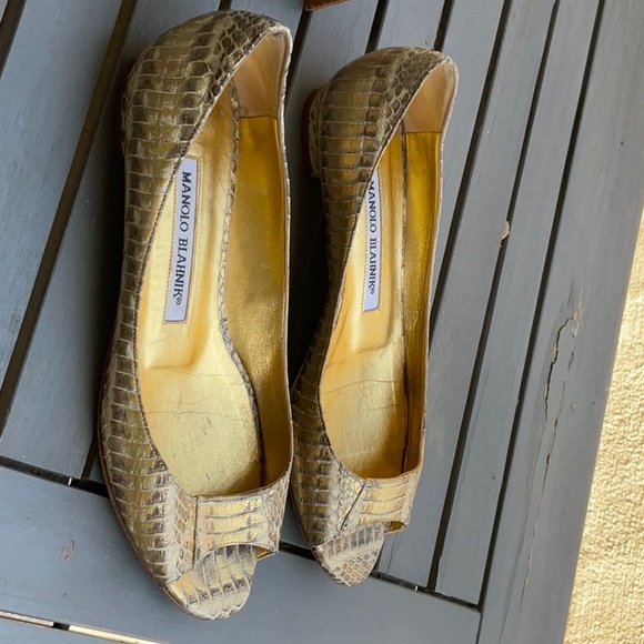 Manolo blahnik Golden Python leather. - Picture 2 of 5